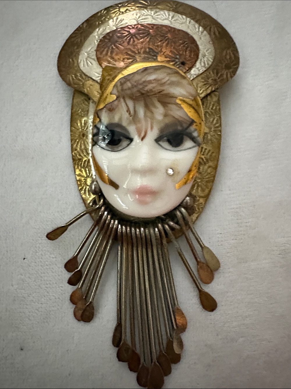Hand-Painted Porcelain Face Brooch in Gold and Cream